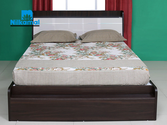 Nilkamal Toya Queen Bed Oak Walnut